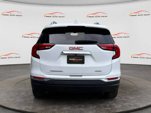 2020 GMC Terrain SLT