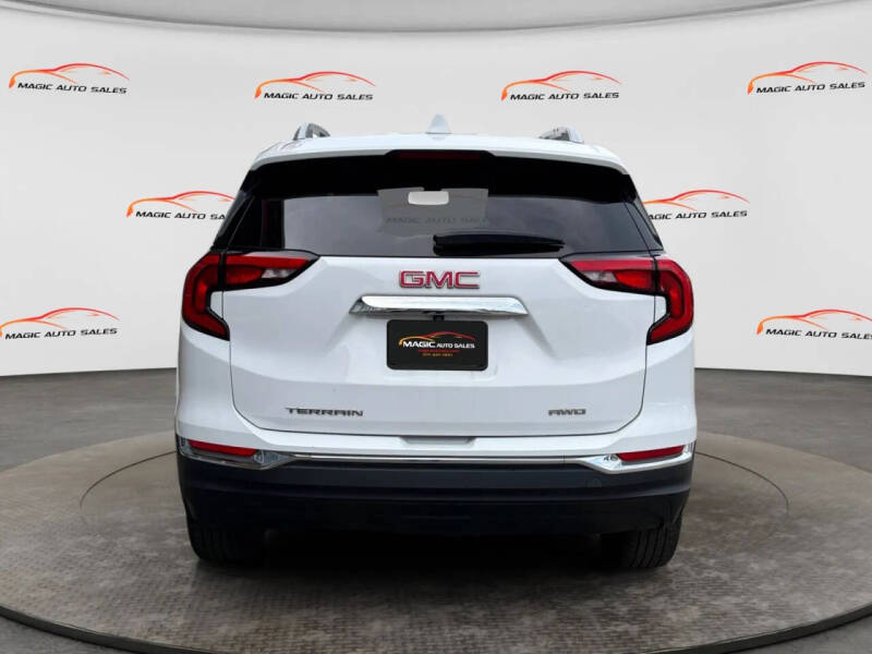 2020 GMC Terrain SLT
