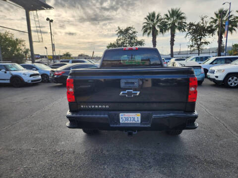 2017 Chevrolet Silverado 1500 Custom