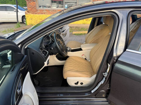 2015 Chrysler 200 C