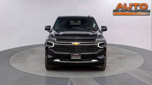 2022 Chevrolet Suburban for sale at Auto Destination in Puyallup, WA