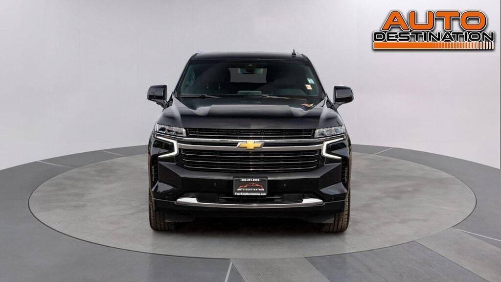 2022 Chevrolet Suburban for sale at Auto Destination in Puyallup, WA