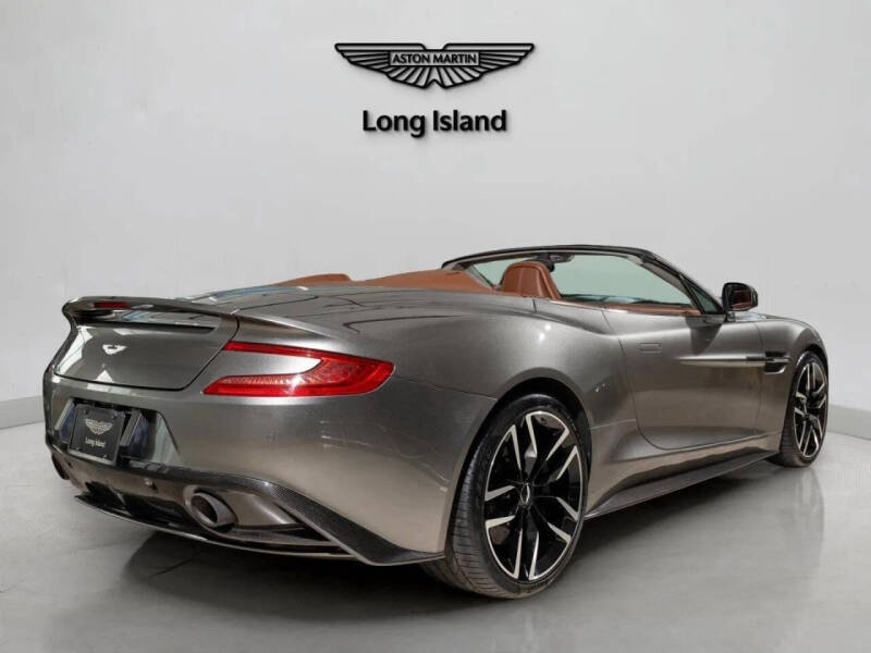 2016 Aston Martin Vanquish Volante