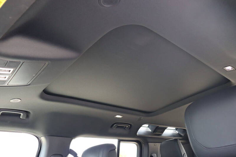 2022 Land Rover Defender 110 X