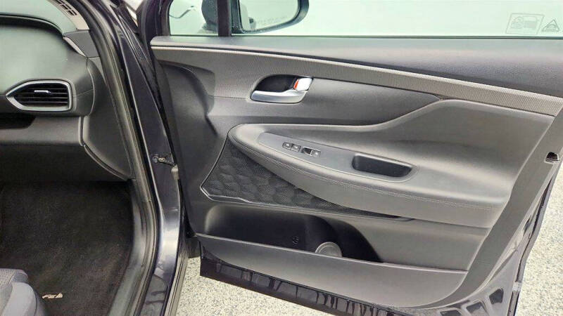 2020 Hyundai Santa Fe SE