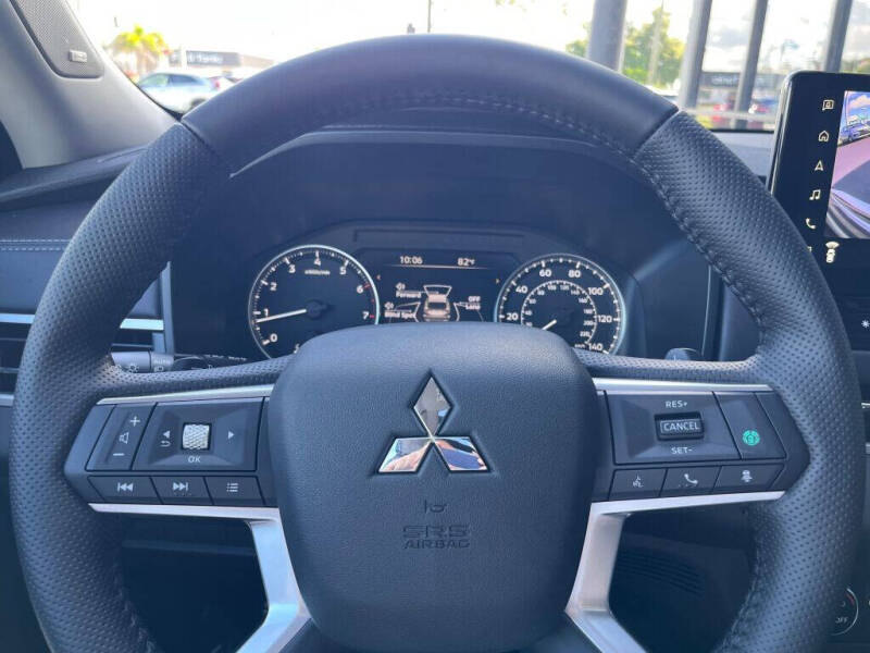 2025 Mitsubishi Outlander Trail Edition