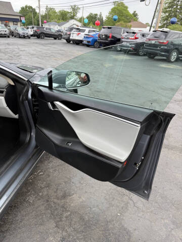 2013 Tesla Model S