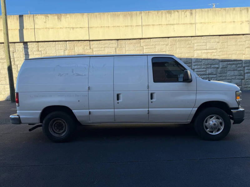 2013 Ford E-Series E-150