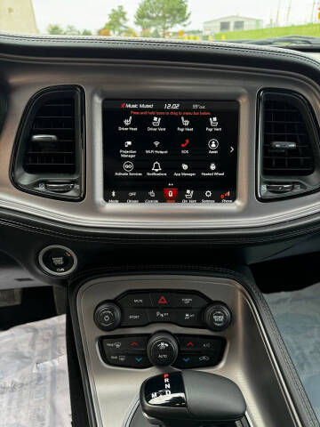 2023 Dodge Challenger SXT