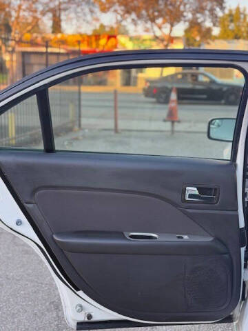 2012 Ford Fusion Hybrid