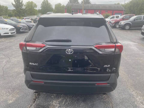 2021 Toyota RAV4 XLE Premium