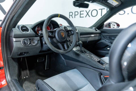 2024 Porsche 718 Cayman GT4 RS