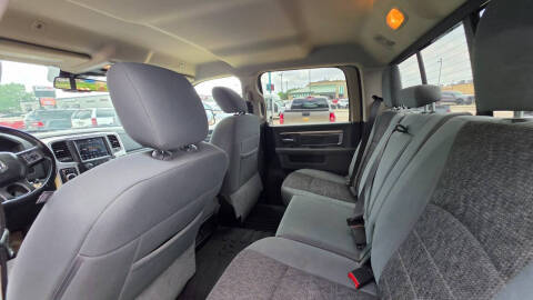 2018 RAM 1500 SLT