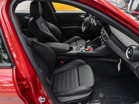 2024 Alfa Romeo Giulia Quadrifoglio