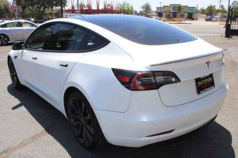 2020 Tesla Model 3 Performance