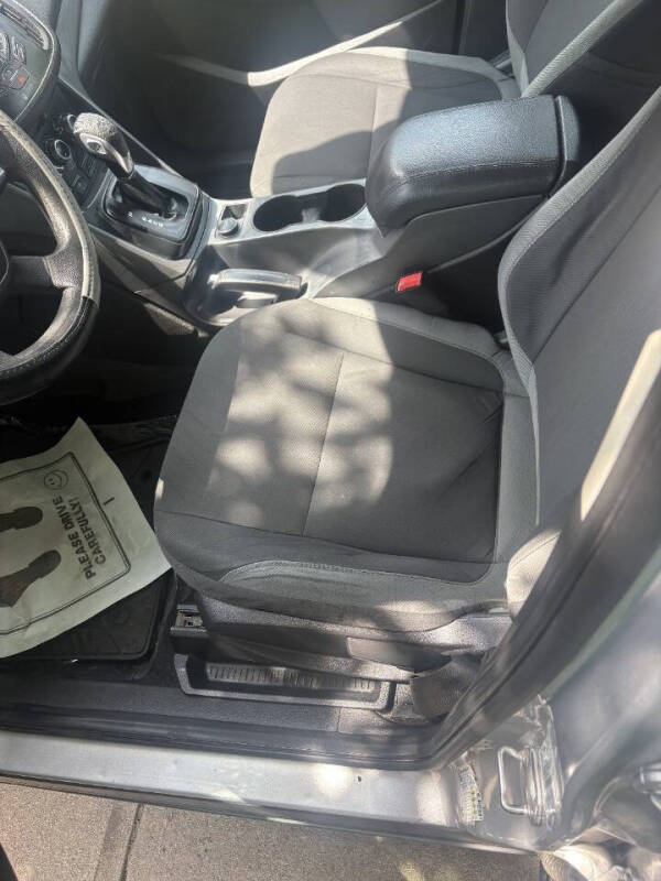 2015 Ford Escape S