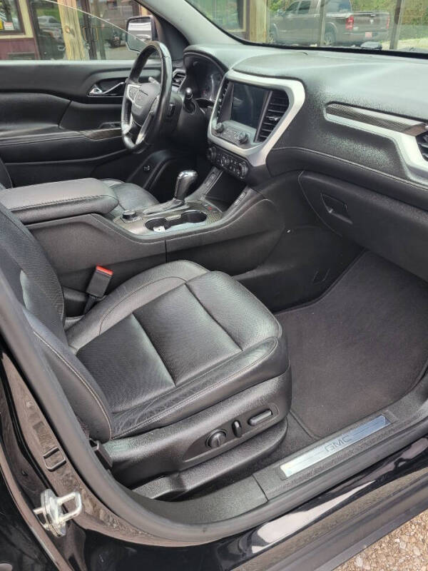 2017 GMC Acadia SLT-1