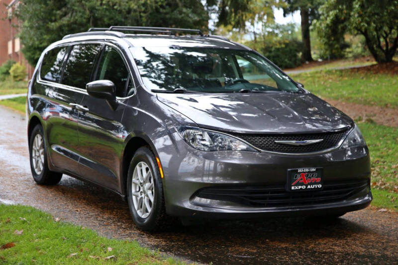 2020 Chrysler Voyager LXi