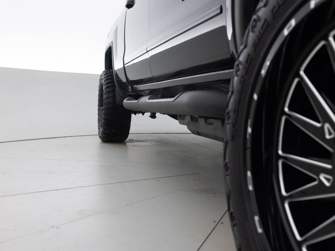 Used Car 2018 Gmc Sierra 2500hd  Slt 4x4 4dr Crew Cab Lb For Sale Under $50,000 In Coal City, Illinois