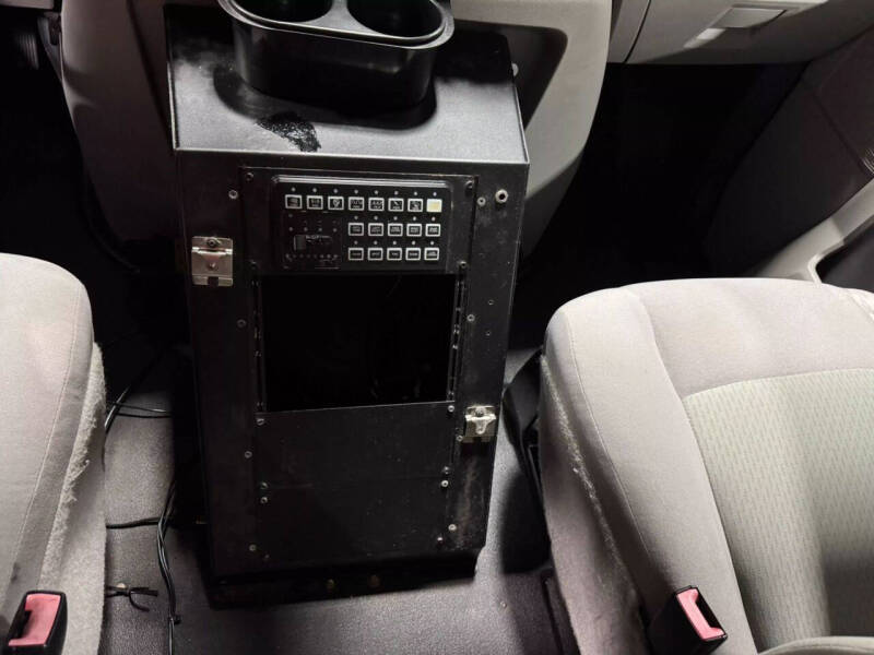 2012 Ford E-Series E-350 SD