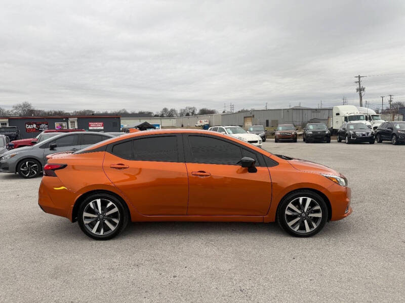 2021 Nissan Versa SR