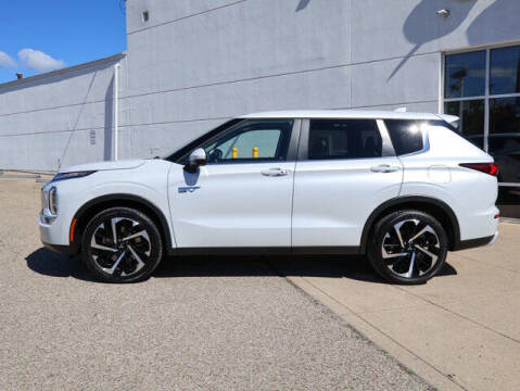 2025 Mitsubishi Outlander PHEV SE