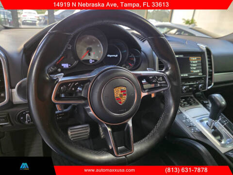 2016 Porsche Cayenne S