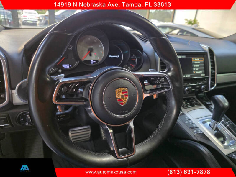 2016 Porsche Cayenne S