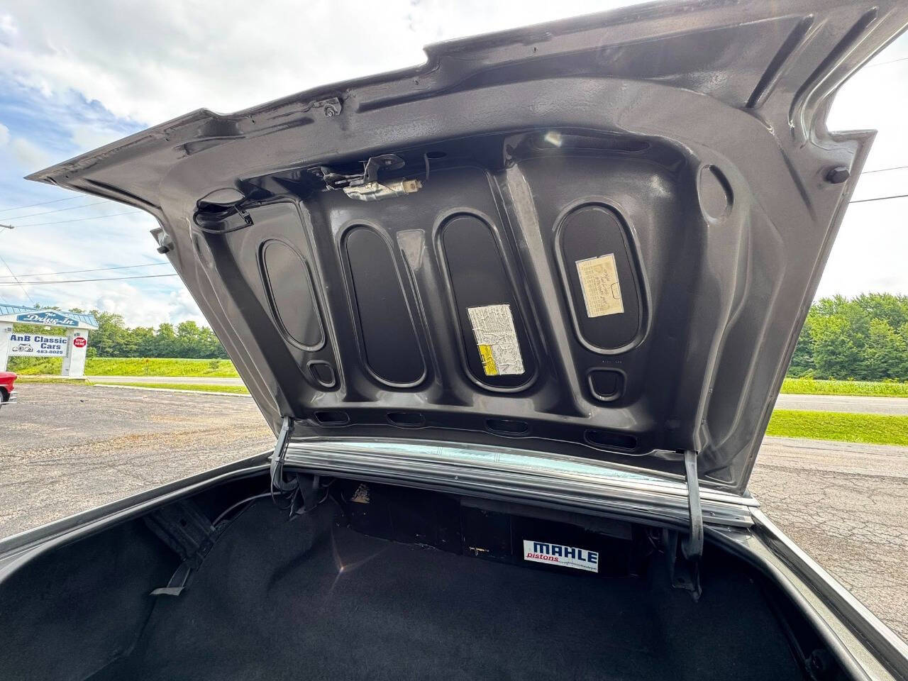 1988 Oldsmobile Cutlass Supreme 37