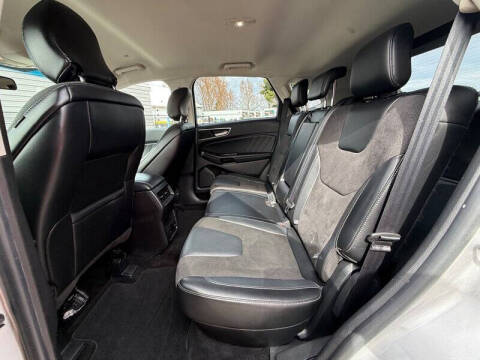 2017 Ford Edge Sport