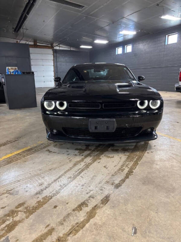 2016 Dodge Challenger R/T Plus