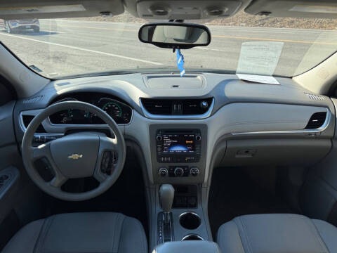 2017 Chevrolet Traverse LS