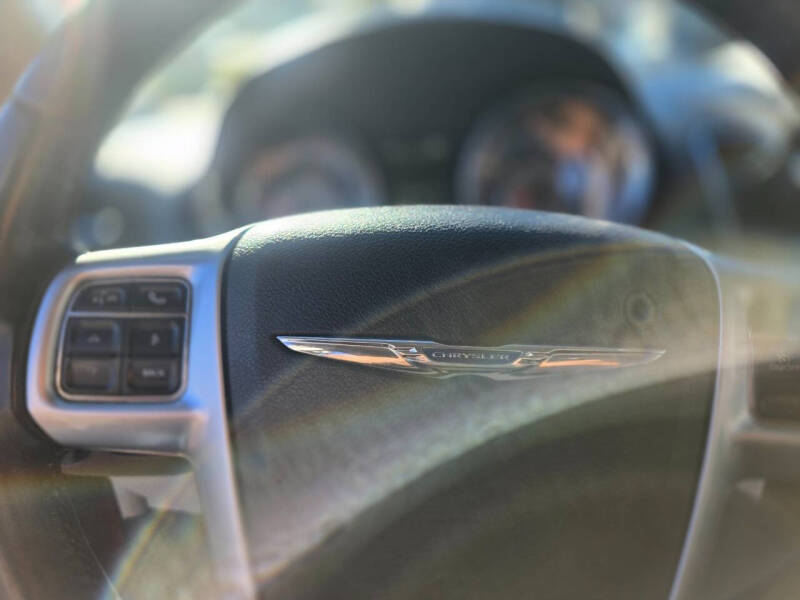 2013 Chrysler Town and Country Touring