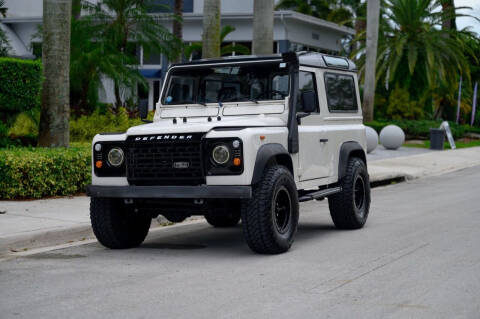 1992 Land Rover Defender for sale at EURO STABLE in Miami FL