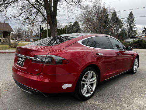 2014 Tesla Model S 85