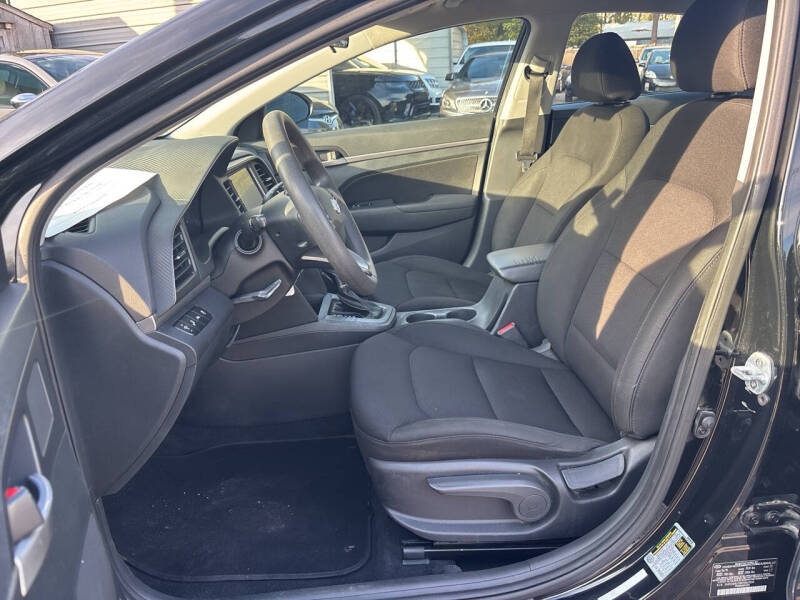 2019 Hyundai Elantra SEL
