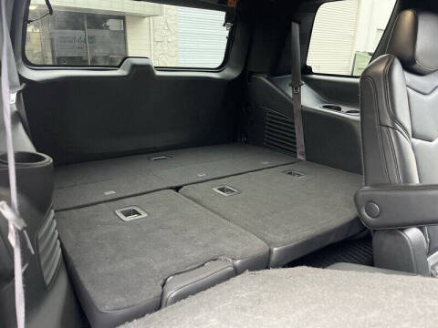 2017 Cadillac Escalade Platinum