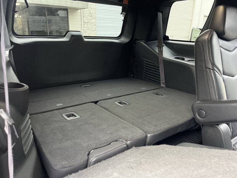 2017 Cadillac Escalade Platinum