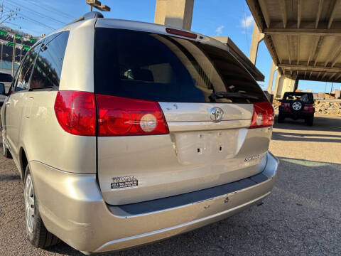 2006 Toyota Sienna