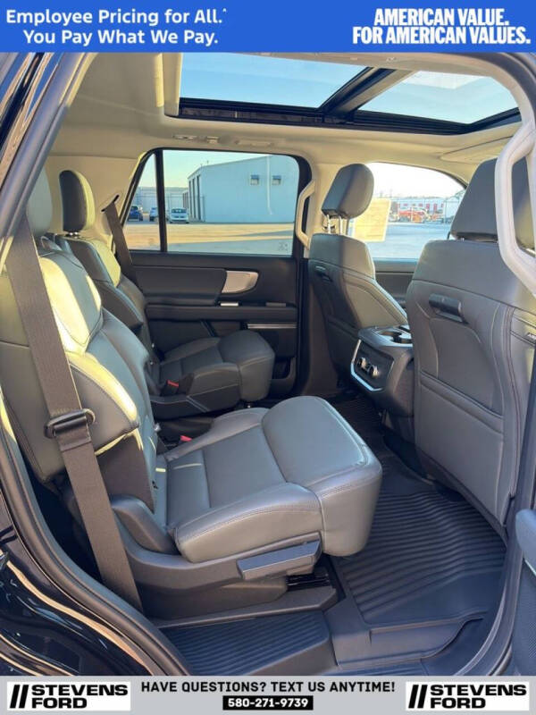 2026 Ford Expedition Active