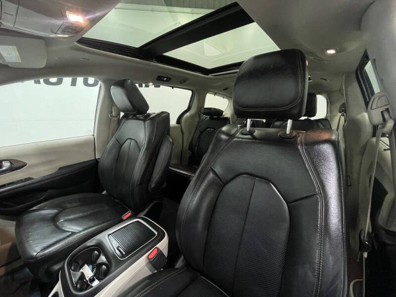 2018 Chrysler Pacifica Touring L Plus