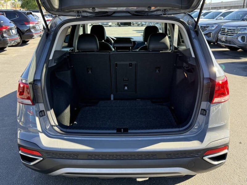 2023 Volkswagen Taos SE