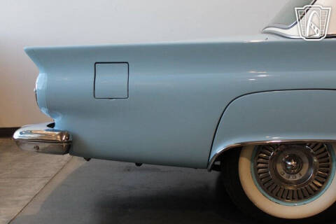 1957 Ford Thunderbird