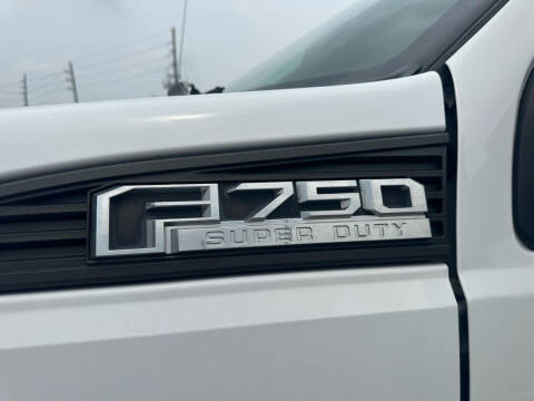 2017 Ford F-750 Super Duty