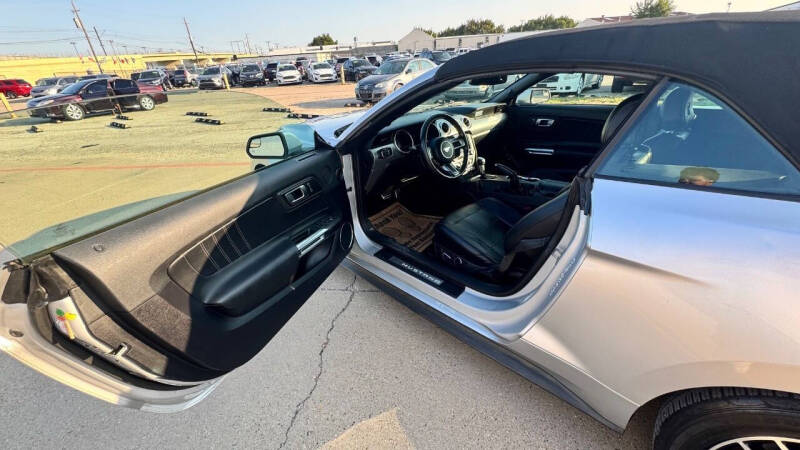 2019 Ford Mustang EcoBoost Premium