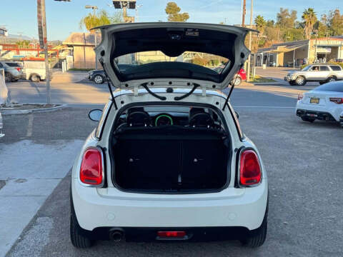 2015 MINI Hardtop 2 Door Cooper