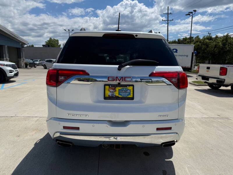 2017 GMC Acadia Denali