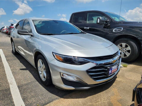 2020 Chevrolet Malibu for sale at Douglass Automotive Group - Douglas Nissan in Waco TX