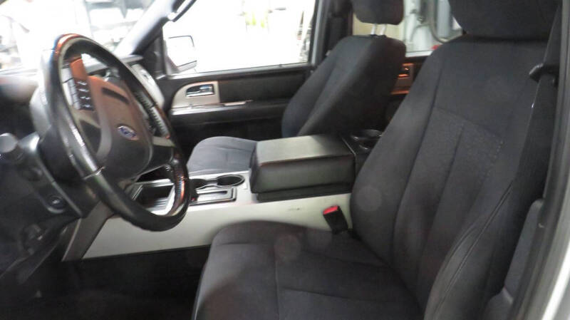 2017 Ford Expedition XLT