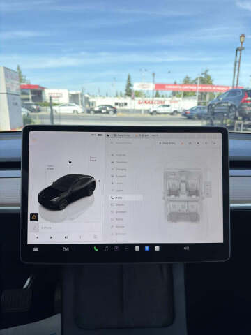 2025 Tesla Model Y Long Range